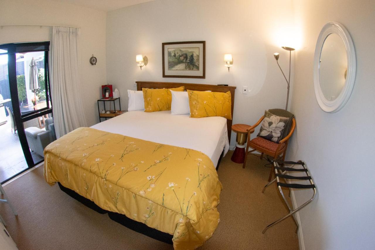Tuscan Retreat Bed & Breakfast - Adults Only Bed & Breakfast Papamoa Eksteriør bilde
